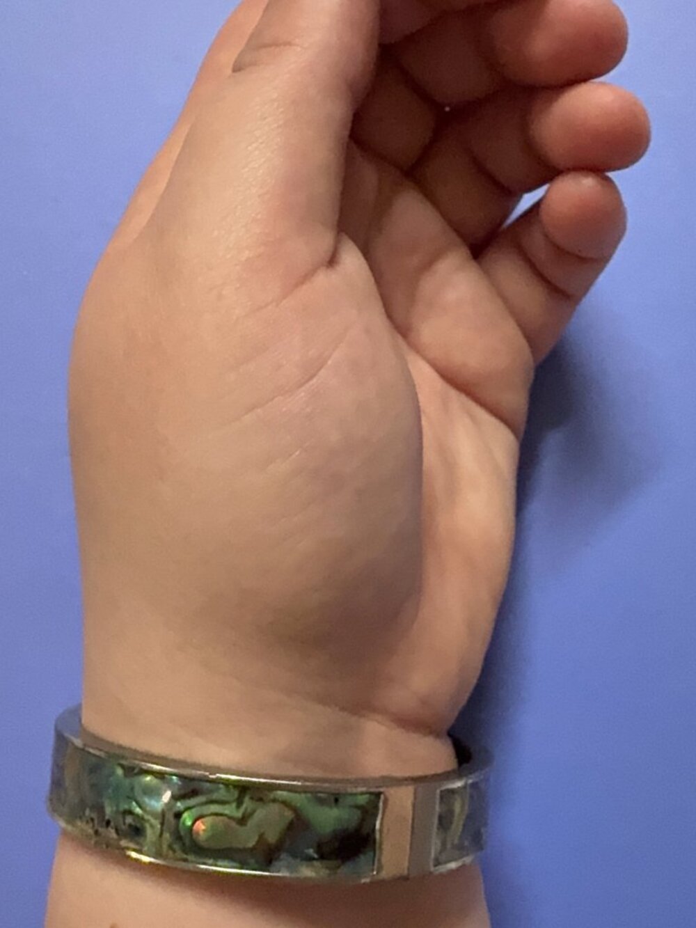 Abalone Shell Cuff Bracelet – Silver Tone